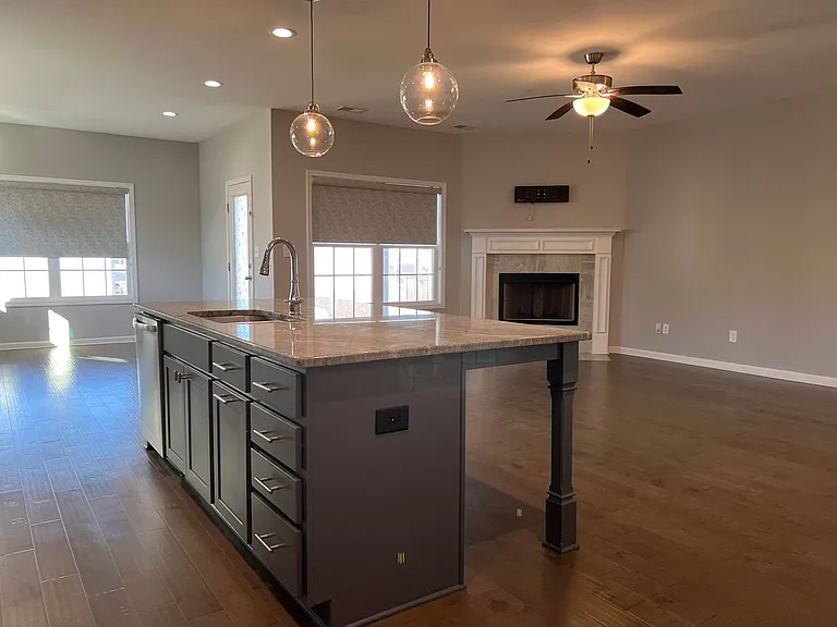401 Tivoli Way — Photo 9