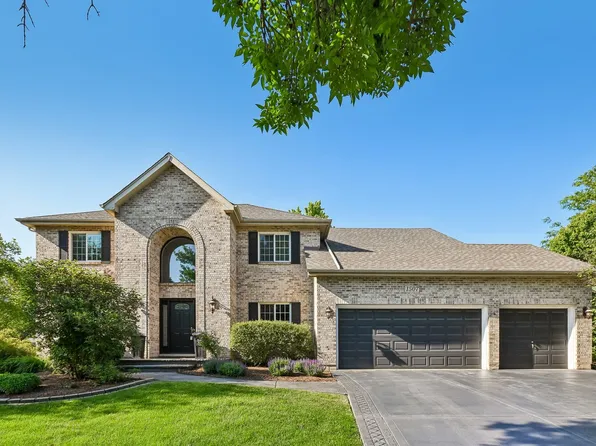 1507 Gardenside Ct, Naperville, IL 60540