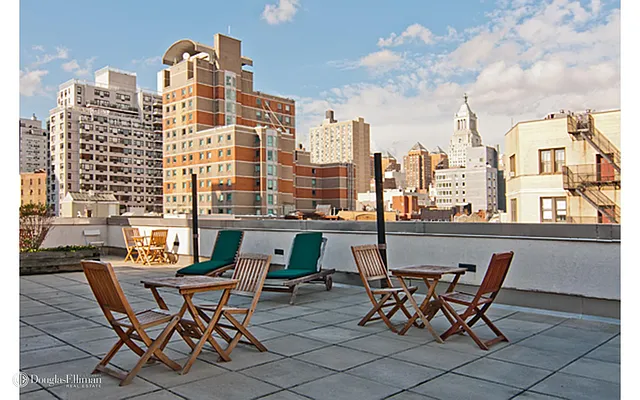 Rented by Douglas Elliman | media 27