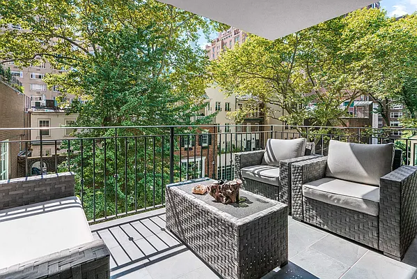 Rented by Platinum Properties | media 19