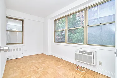 Rented by Living New York