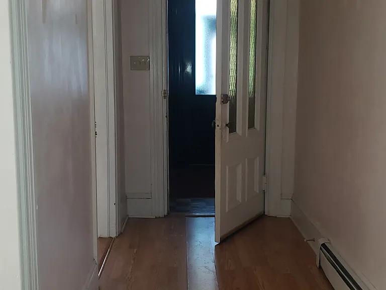 27 Pearl St #1 — Photo 3