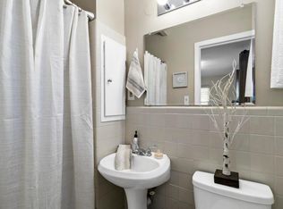 825 E 75th St, Kansas City, MO 64131