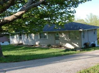 404 S 10th Ave, Ozark, MO 65721