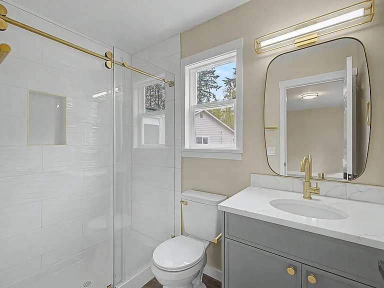 1211 Lotus Ln — Photo 9