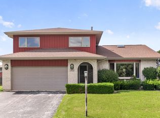 7622 W Lakeside Dr, Frankfort, IL 60423
