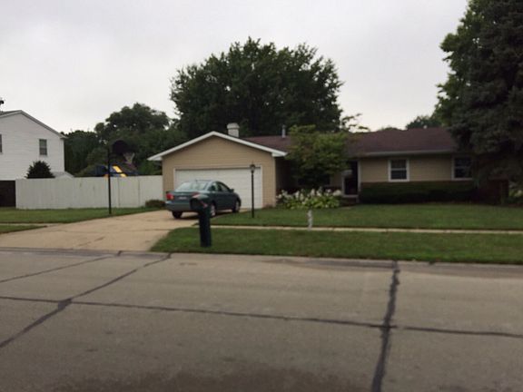 2nd image of 2113 Mayfair Rd