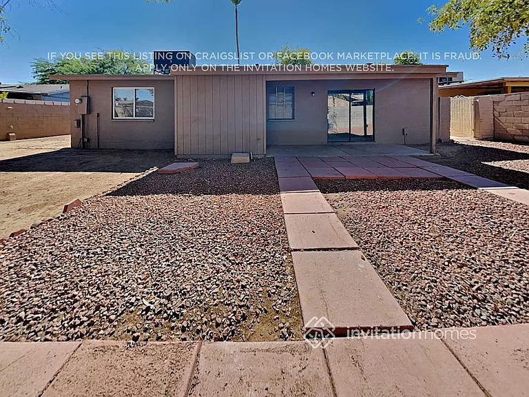 4143 N 74th Dr — Photo 17