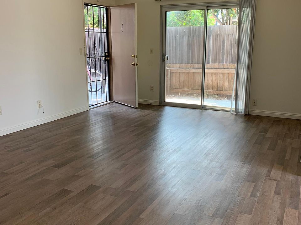 1st image of 1-2055 Felspar St #1