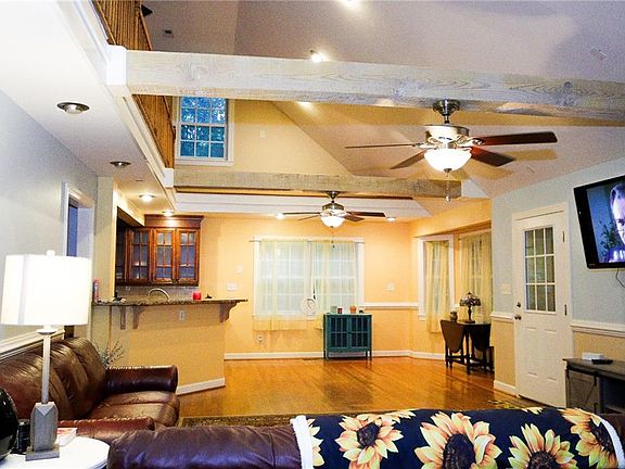 5th image of 9336 Dutton Rd