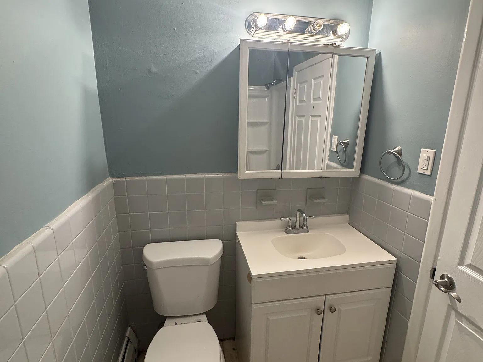 2 bed, 800 sqft, $1,550 — Photo 3