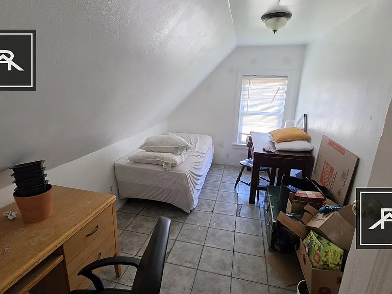 9 Ashford Ter — Photo 13