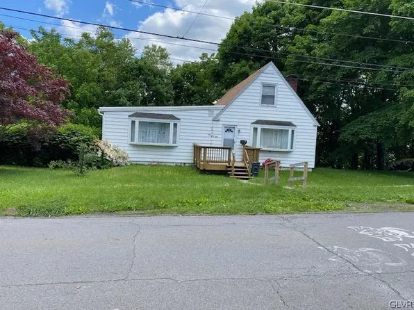 284 Indiana Ave, Shenandoah, PA 17976