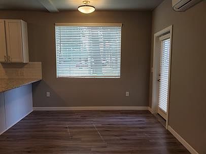 3rd image of 1244 Cora St SE #10747918
