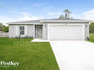 1717 SW Millikin Ave, Port Saint Lucie, FL 34953