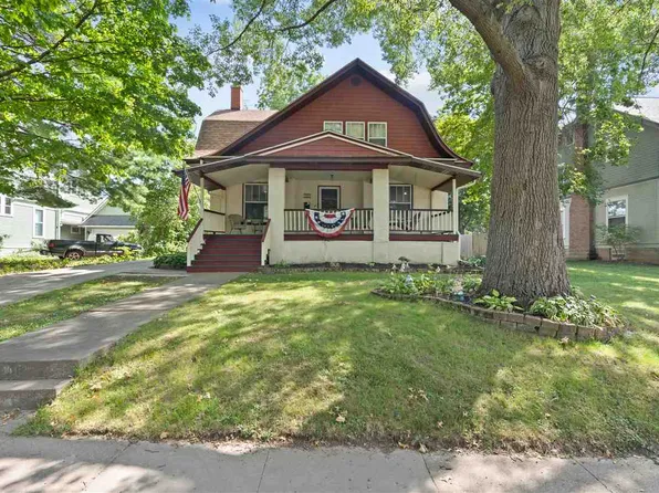 611 W Washington Blvd, Washington, IA 52353
