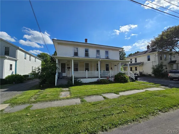 42-44 Pulaski St, Auburn, NY 13021