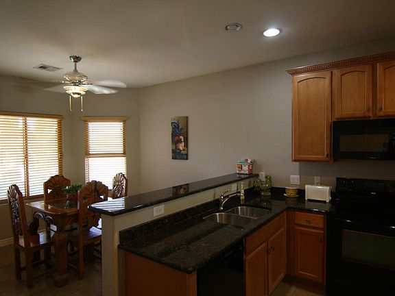 5th image of 1205 E Prickly Pear St