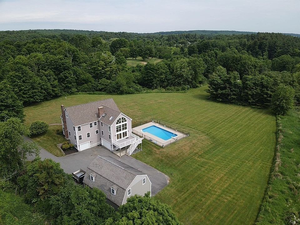1st image of 21 Randall Rd