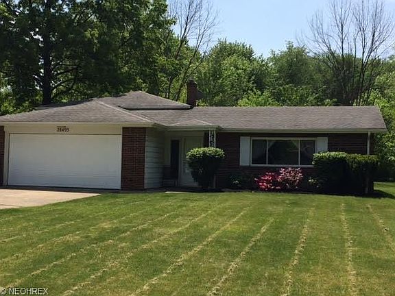 2nd image of 28493 Windsor Dr