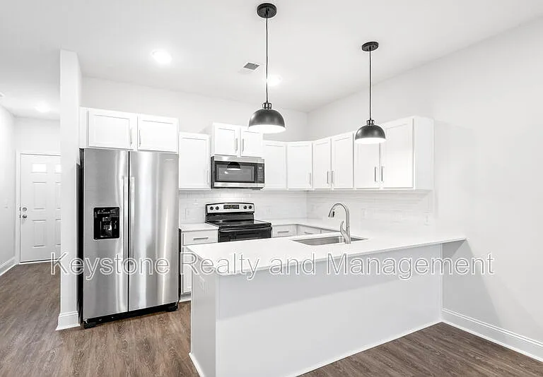 760 Tracy Ln #C108 — Photo 3
