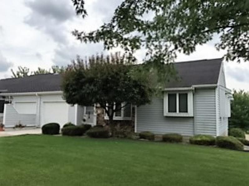 1st image of 6097 Golfview Dr #45