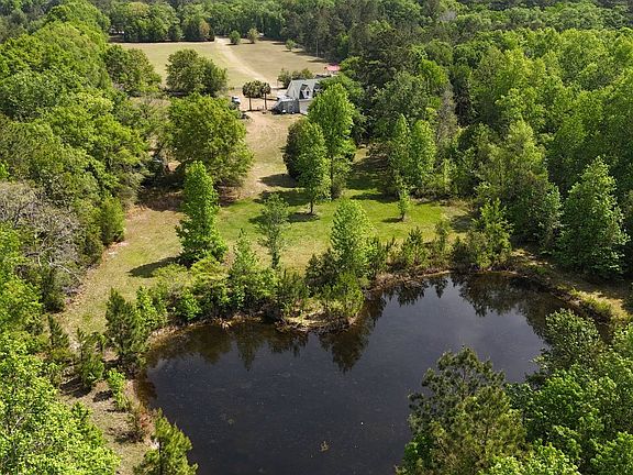 3rd image of 4224 Calf Pen Bay Rd