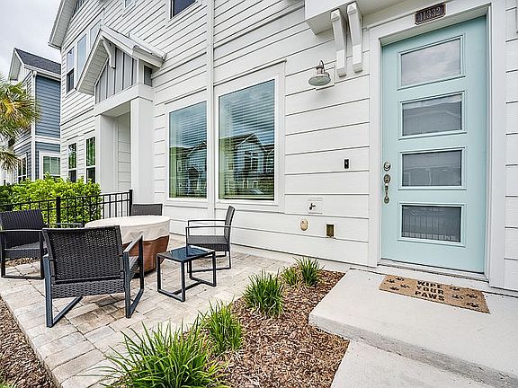 2nd image of 11332 Breakers Bay Way