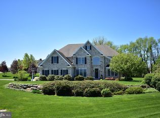 55 Ridgefield Dr, Lancaster, PA 17602