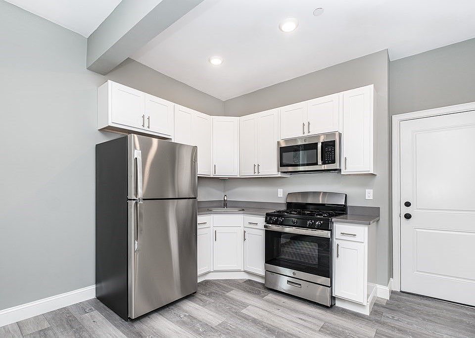 1st image of 83 Bradstreet Ave #101