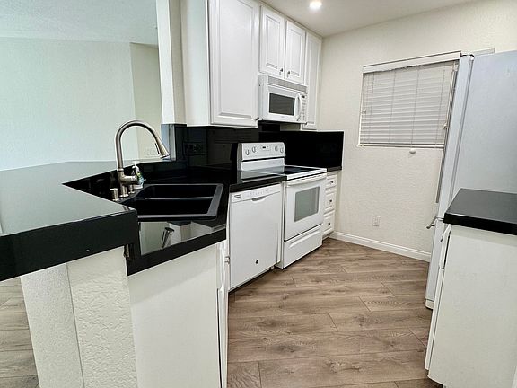 2nd image of 7248 Camino Degrazia Unit 296