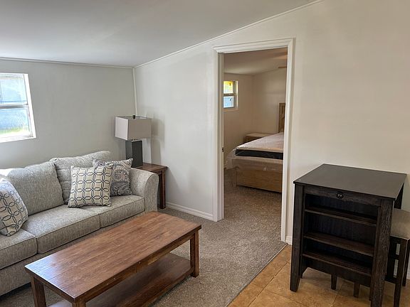 3rd image of 4019 E Osborne Ave Unit B