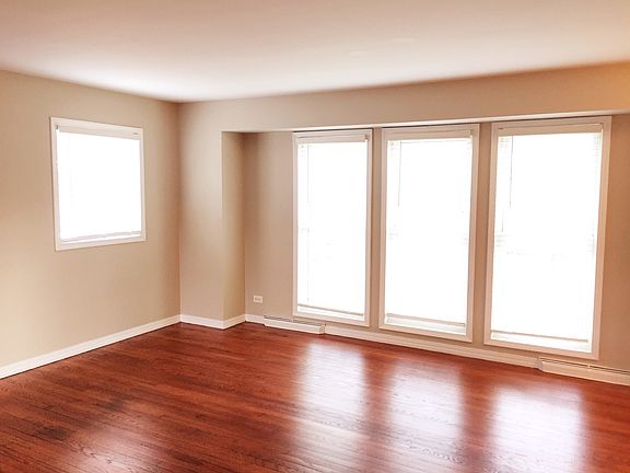 2nd image of 117 E Morse Ave