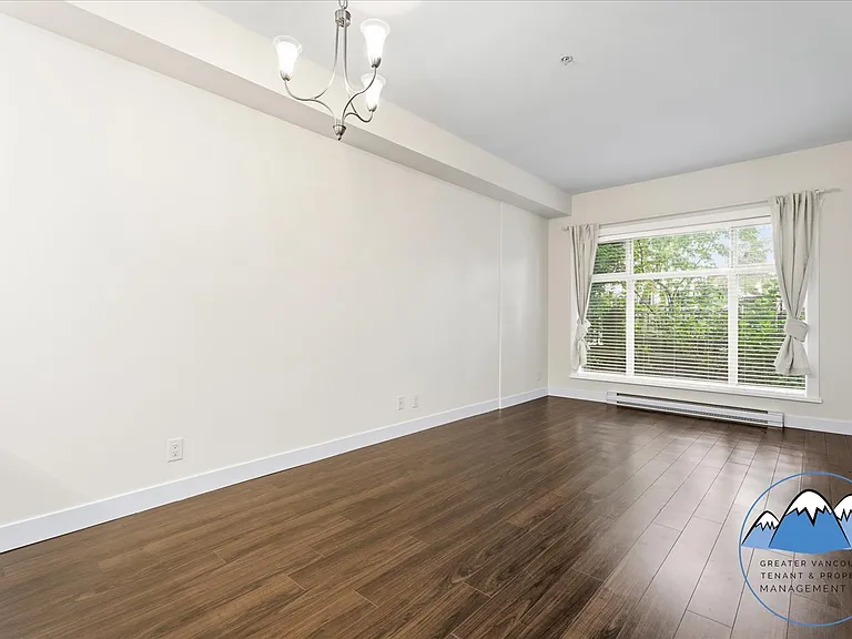 13468 King George Blvd — Photo 6
