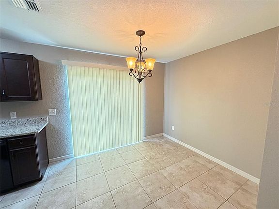 5th image of 7 Bahia Court Ter