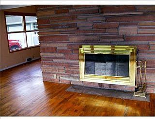 4th image of 1505 West Ln