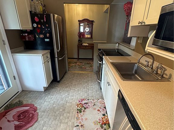 5th image of 316 W North Ave APT C