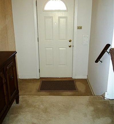 5th image of 10257 Kent St