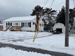 70 Armstrong Ave, Colchester, NS B2N4N2