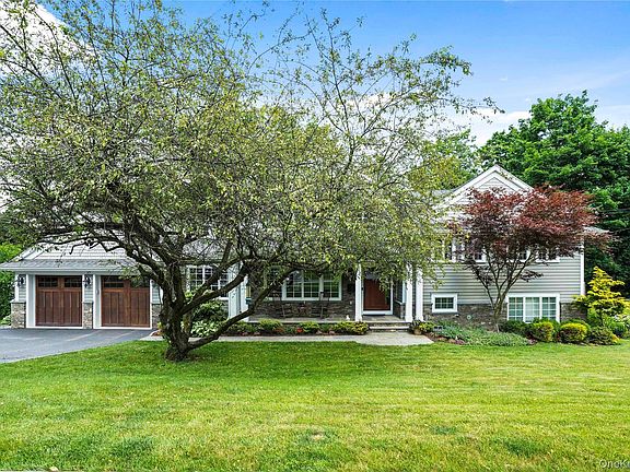 2nd image of 17 Hemlock Road