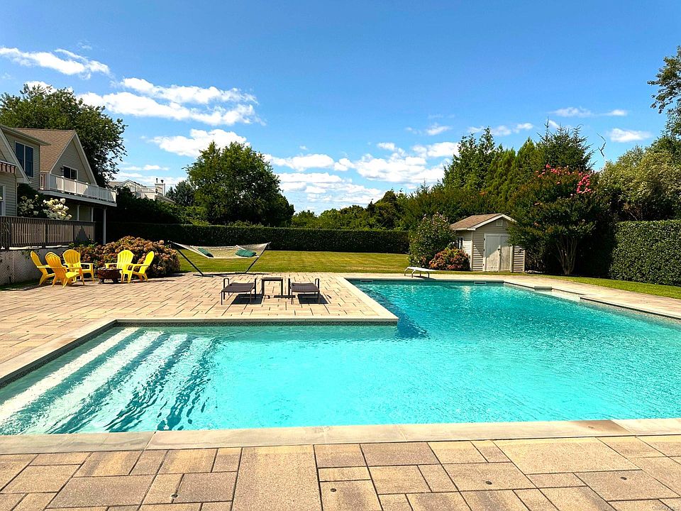 1080 Lands End Rd, Orient, NY 11957 | Zillow