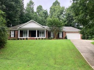 104 Longleaf Dr, Rocky Face, GA 30740