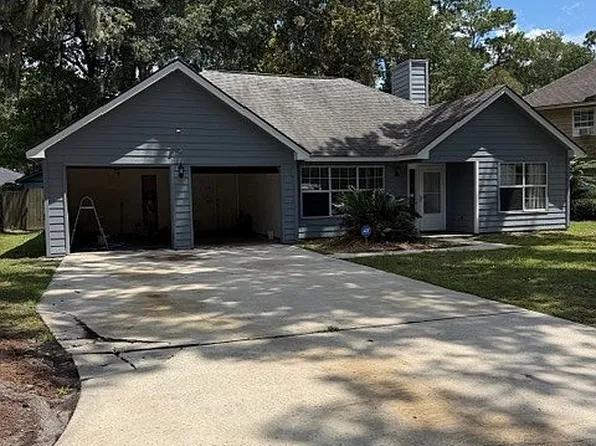 118 E Sagebrush Ln, Savannah, GA 31419