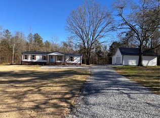 4925 Flat Rock Rd, Iva, SC 29655
