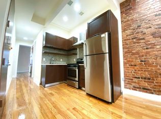 146 Grove St #2A, Brooklyn, NY 11221