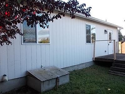 3rd image of 5432 Glenmore Village Dr SE