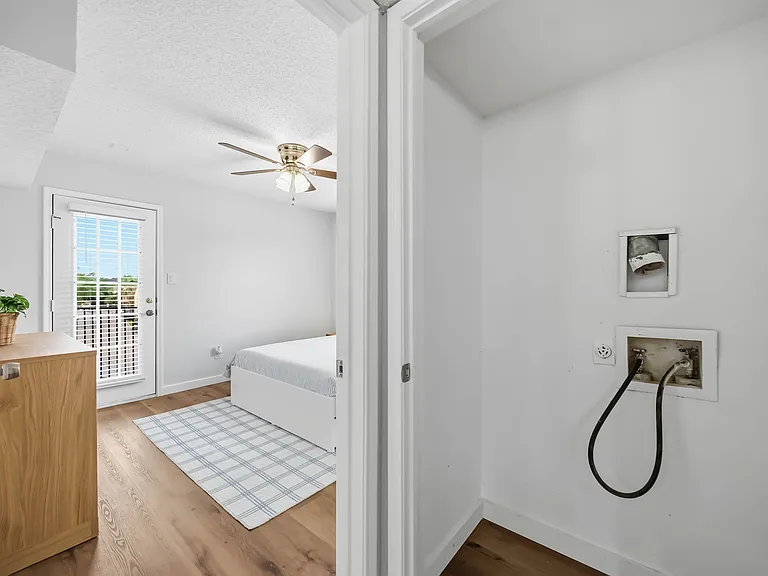 2121 Hepburn St #1212 — Photo 12