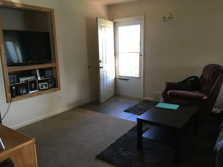1100 Emigh St #1 — Photo 6