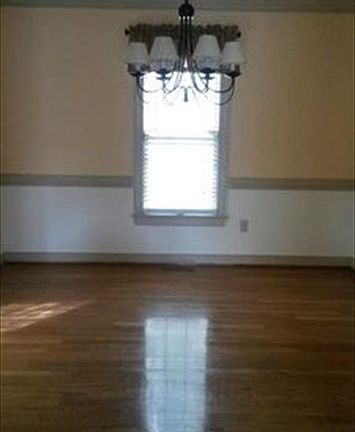 2nd image of 9523 Catesby Ln