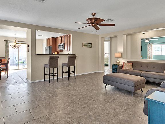 5th image of 3131 W Casino Ave